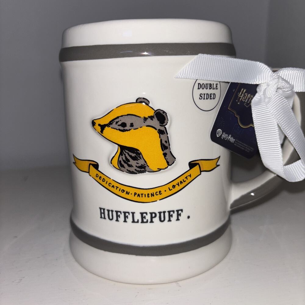 Rae Dunn Harry Potter Hogwarts House Hufflepuff Coffee Tea Mug NEW